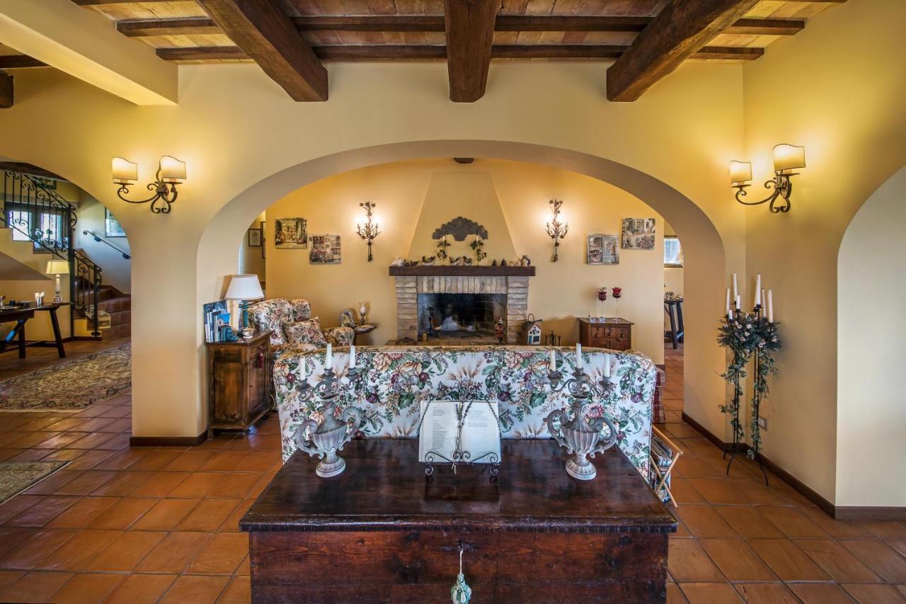 포텐차 피체나 Agriturismo Le Castella B&B 외부 사진